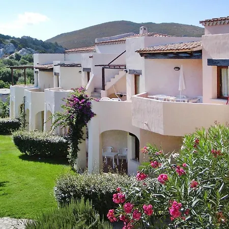 Apartamento Holiday Le Corti Di Marinella Golfo Di Marinella - Isr01235-cya